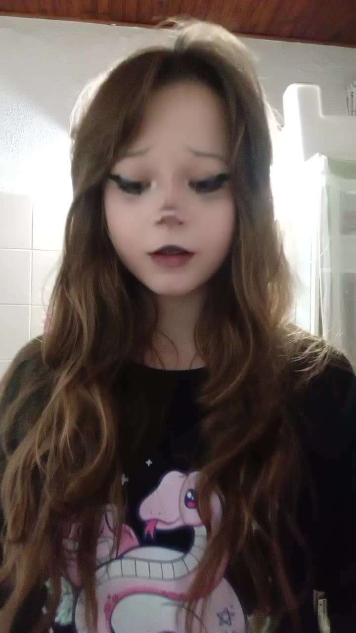 @Emiii