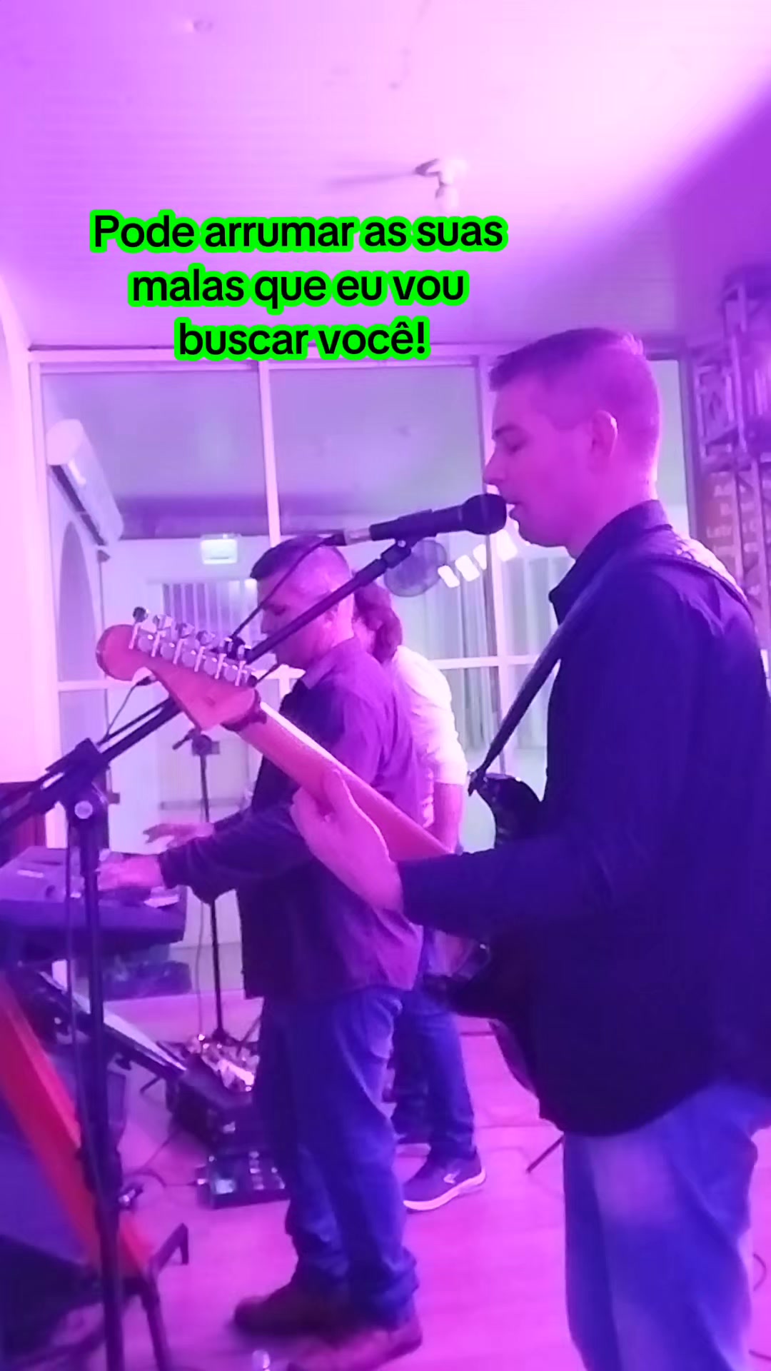 @Três Hermanos