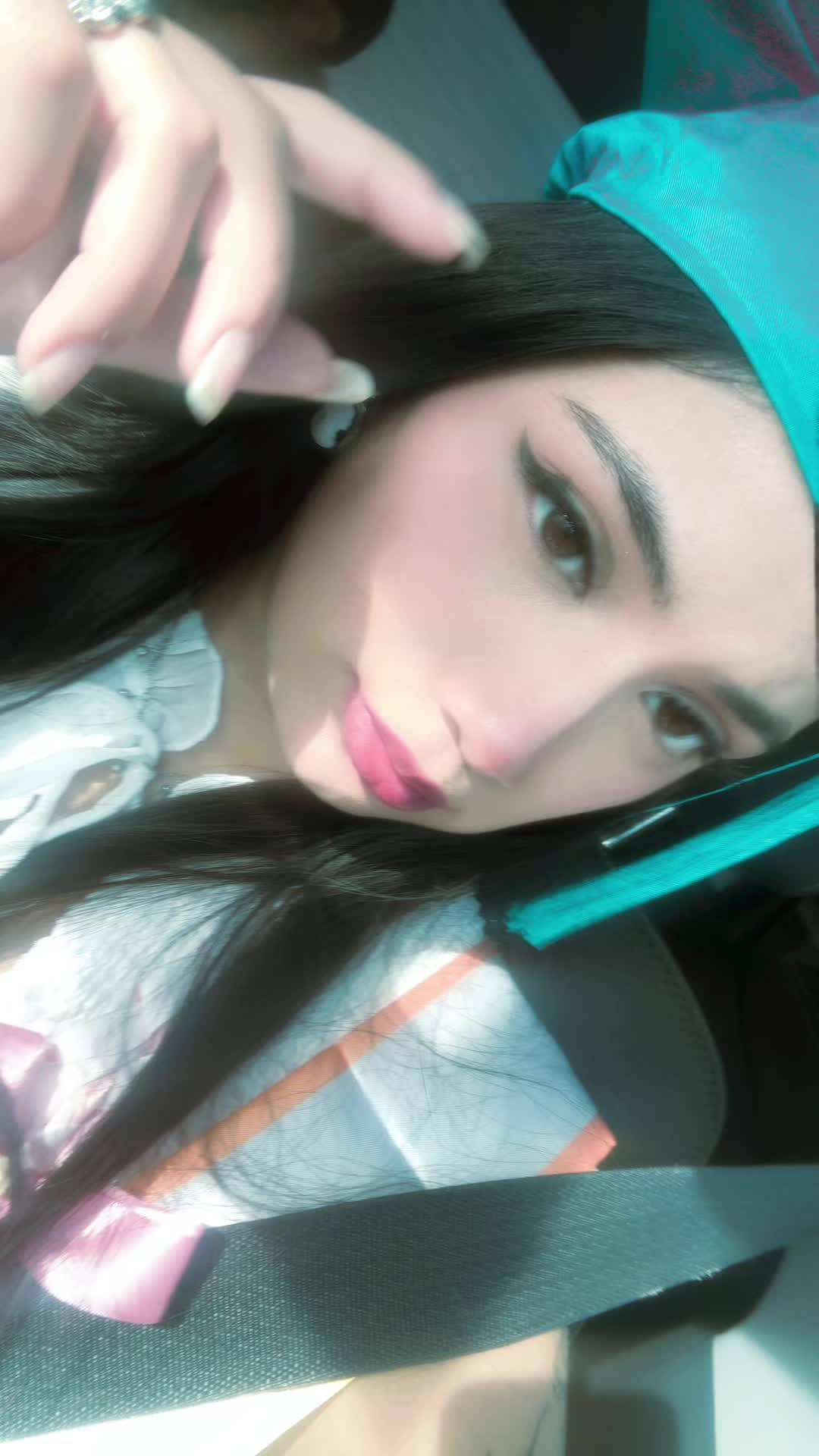 @Lilliana
