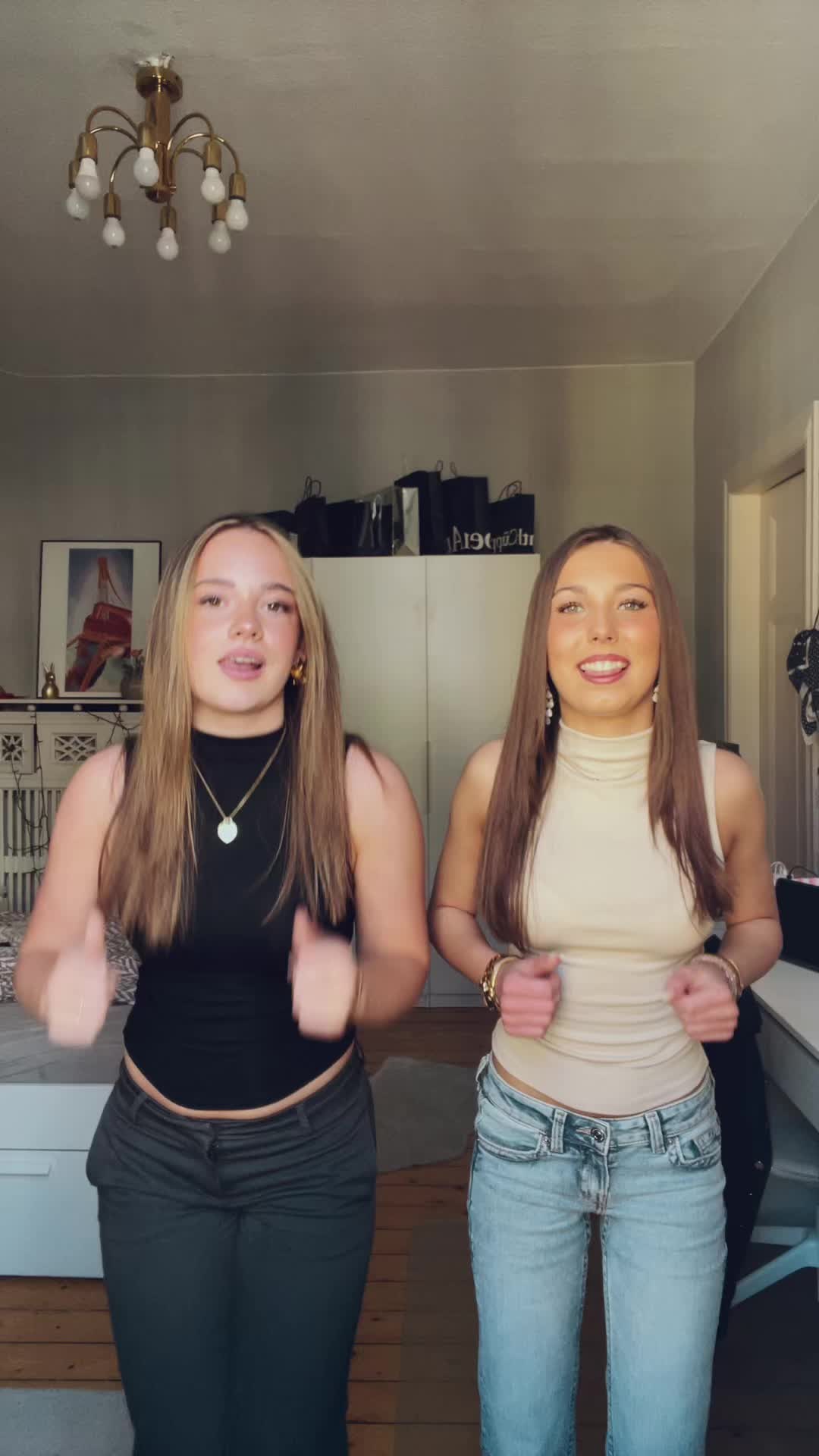 @Elisa🦦
