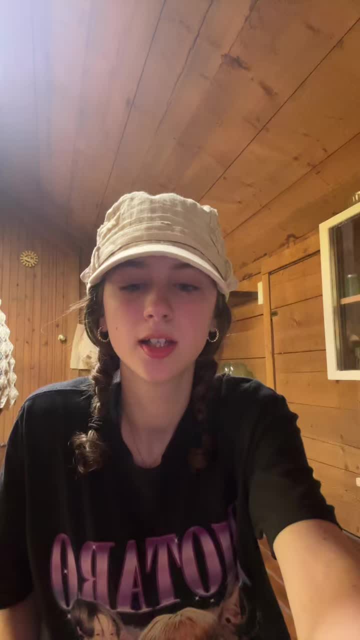 @amelia⁷