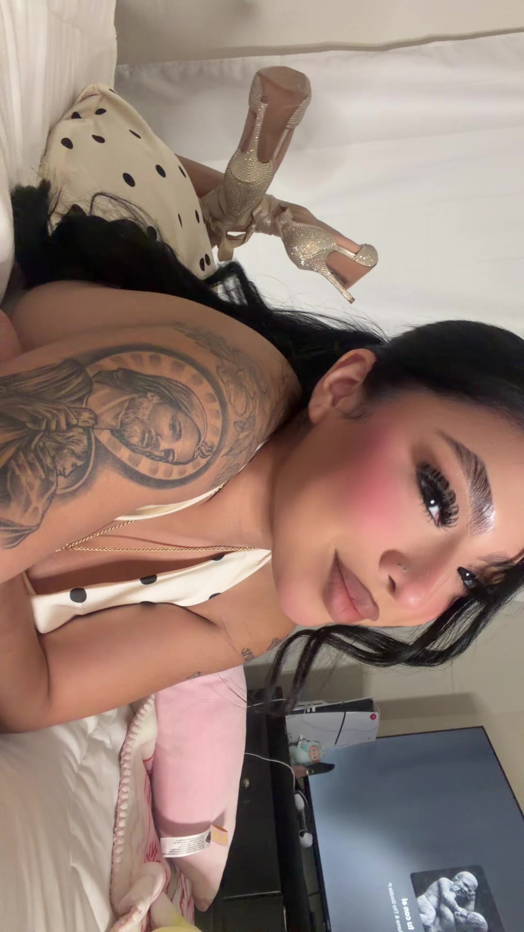 @Naye👁️&zwj;🗨️