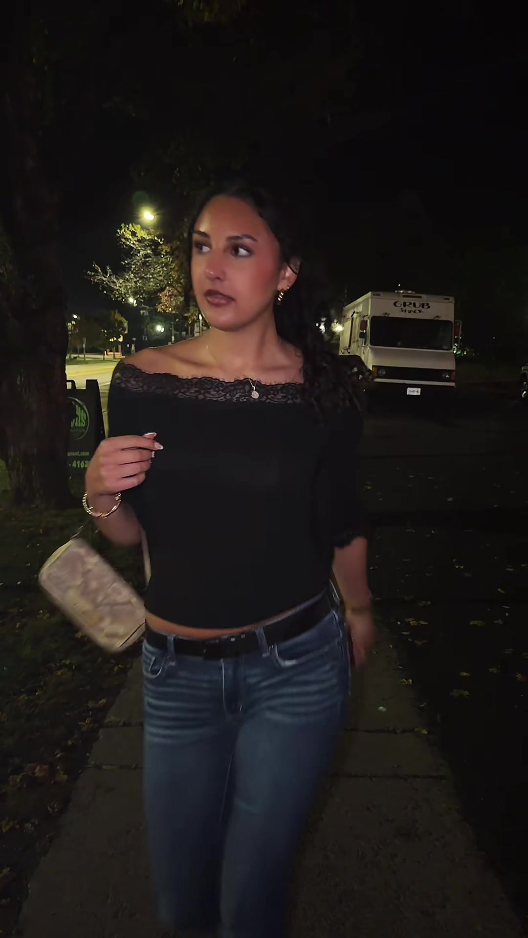 @alanaa