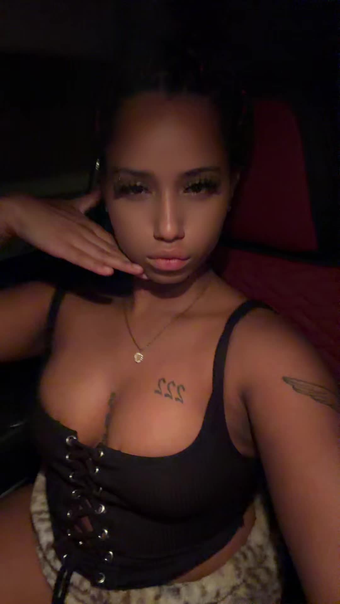 @𝒂𝒏𝒊𝒔𝒔𝒂💋