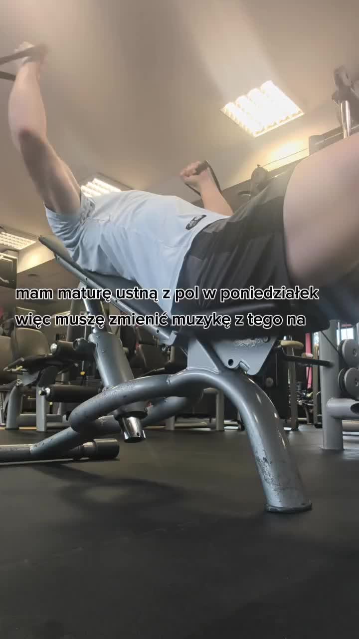@nieoptymalnyfilipek