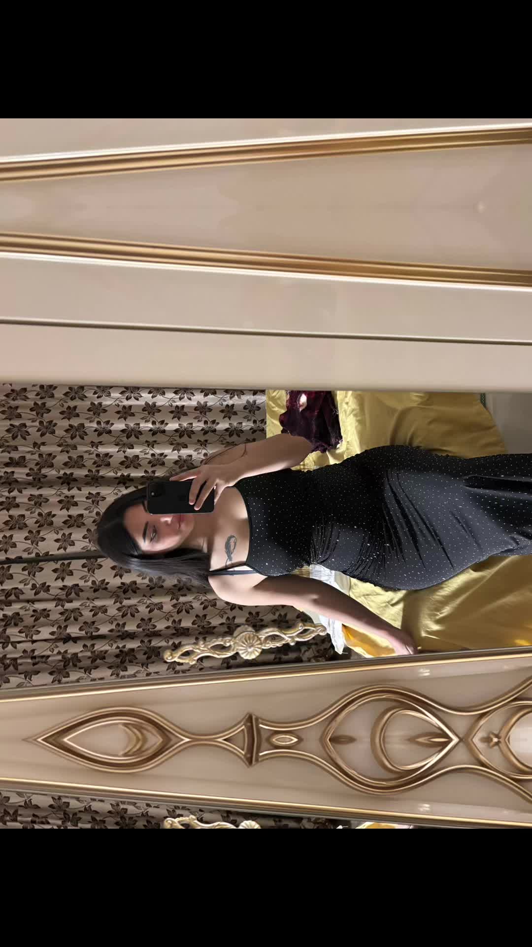 @Carmen Officyall 💎