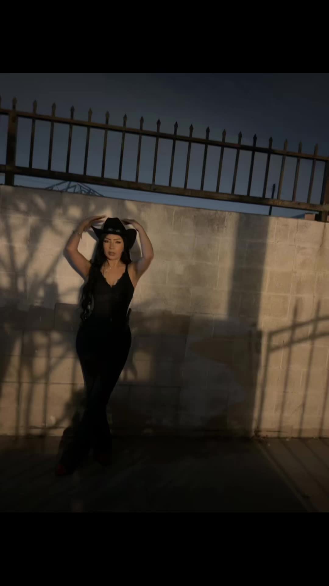 @𝑒𝓂𝒾𝓁𝓎♥️
