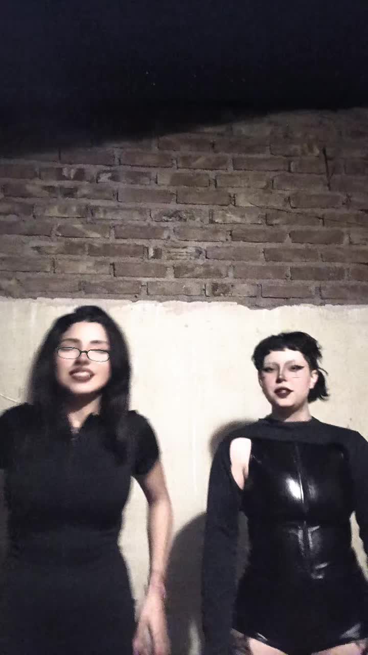 @MegAn.
