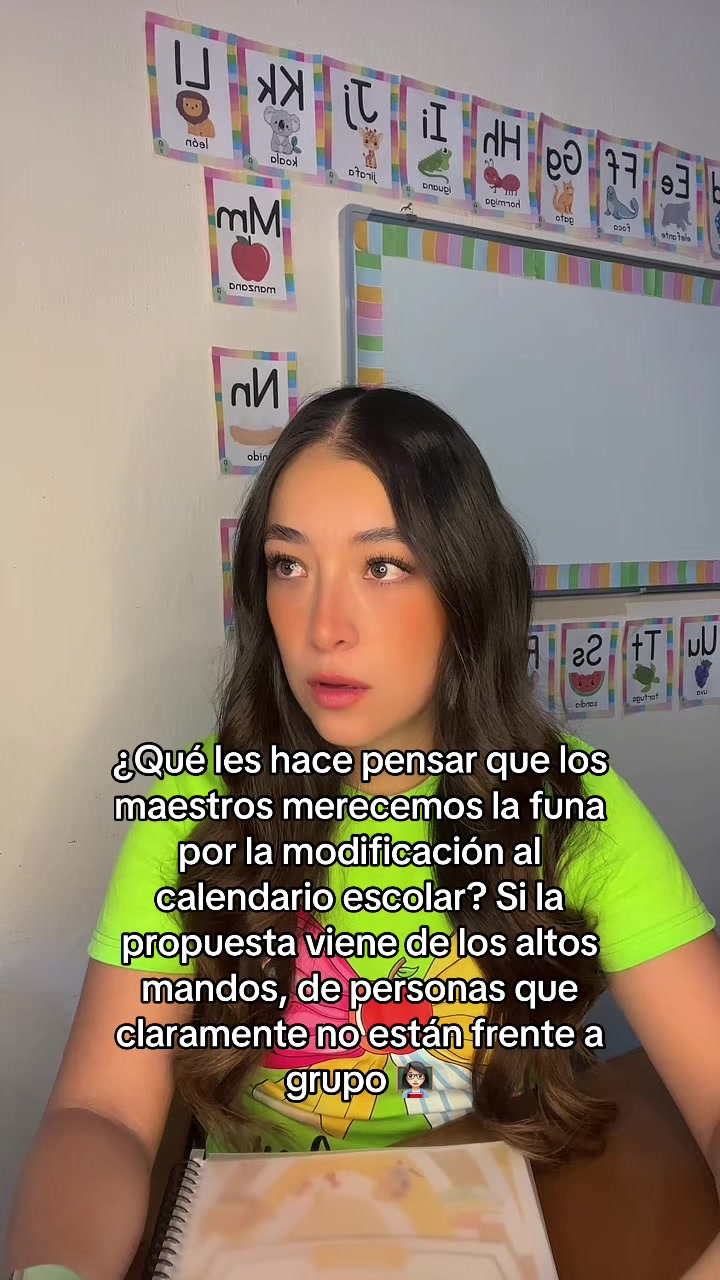 @Maestra Azu 👩🏻🏫🍎