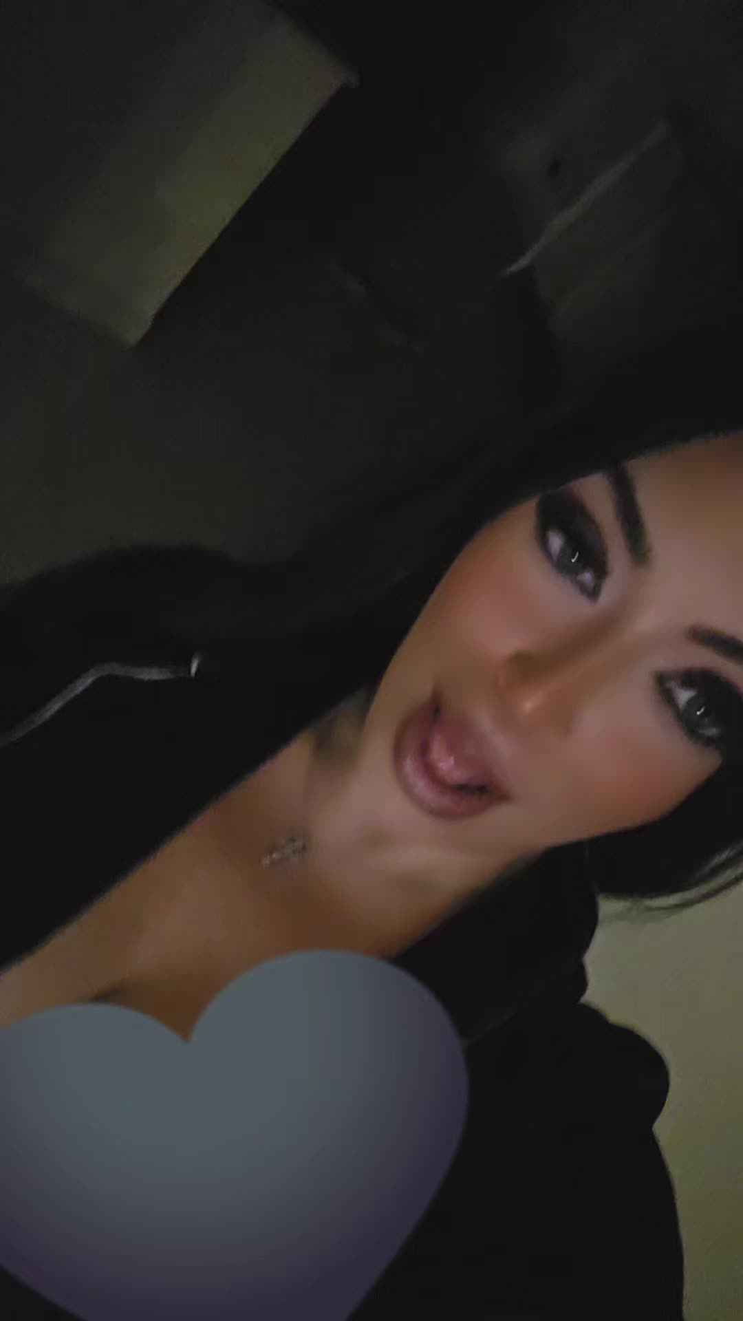 @𝓛.𝓐 🖤