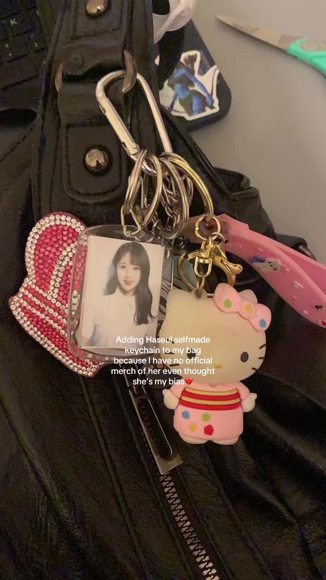 @Lain ᥫ᭡ saw Yves 22/05
