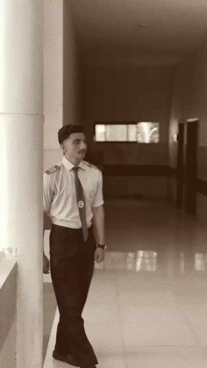 @𝑨𝒎𝒊𝒓 𝑳𝒊𝒇𝒕𝒔⚡👑