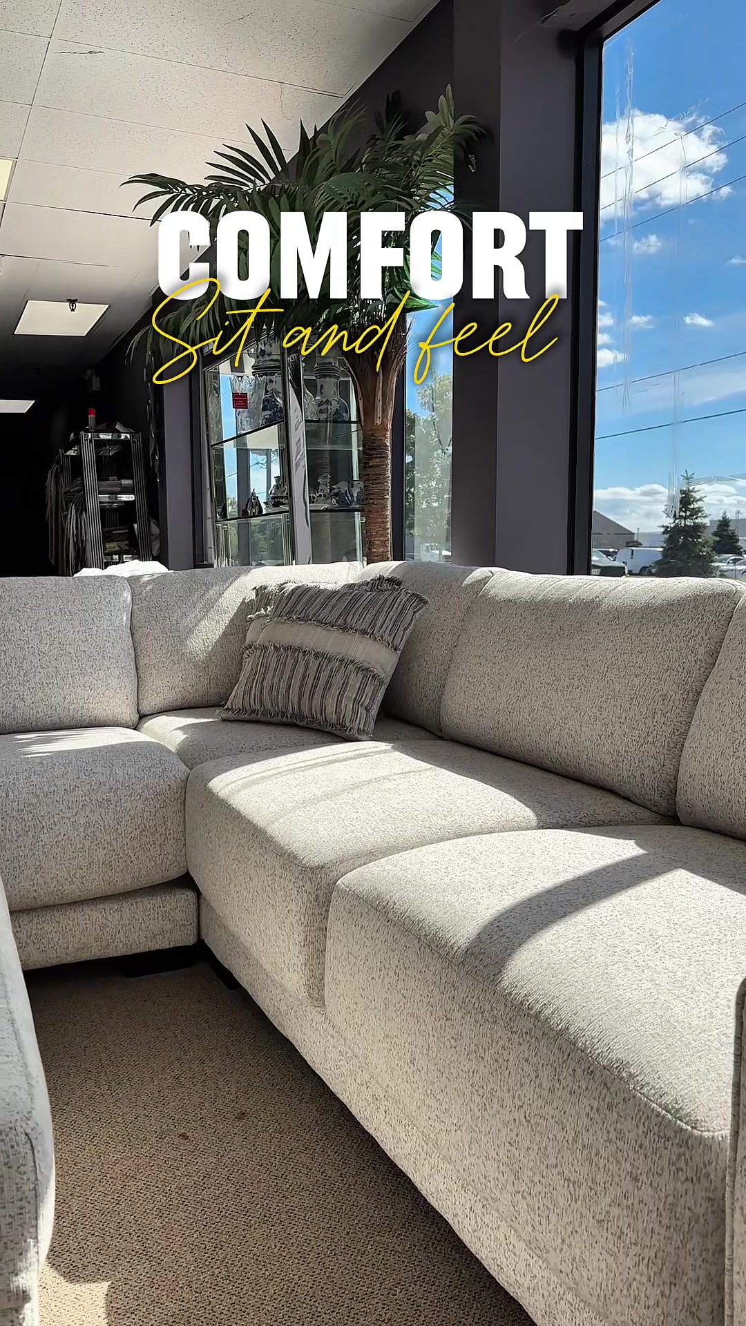@Royal living furniture