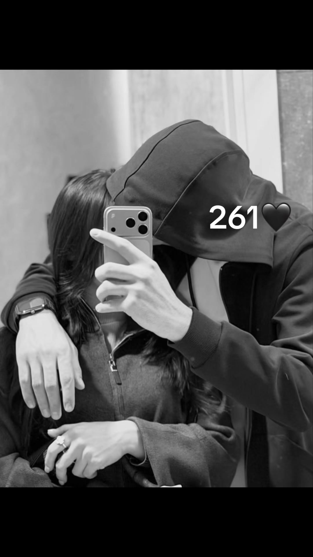 @🖤