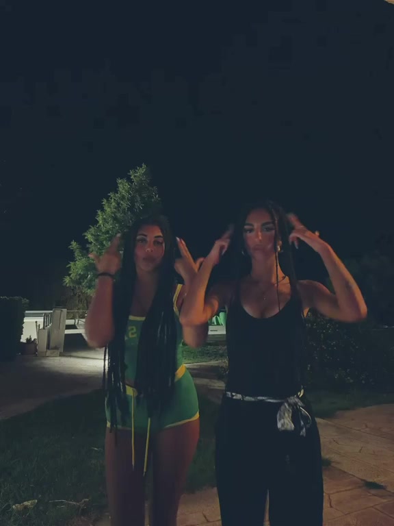 @𝒩🌗