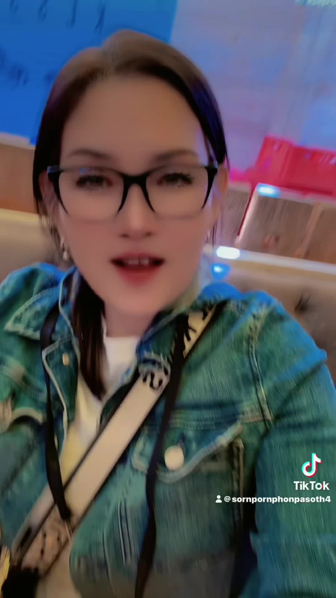 @สิรี