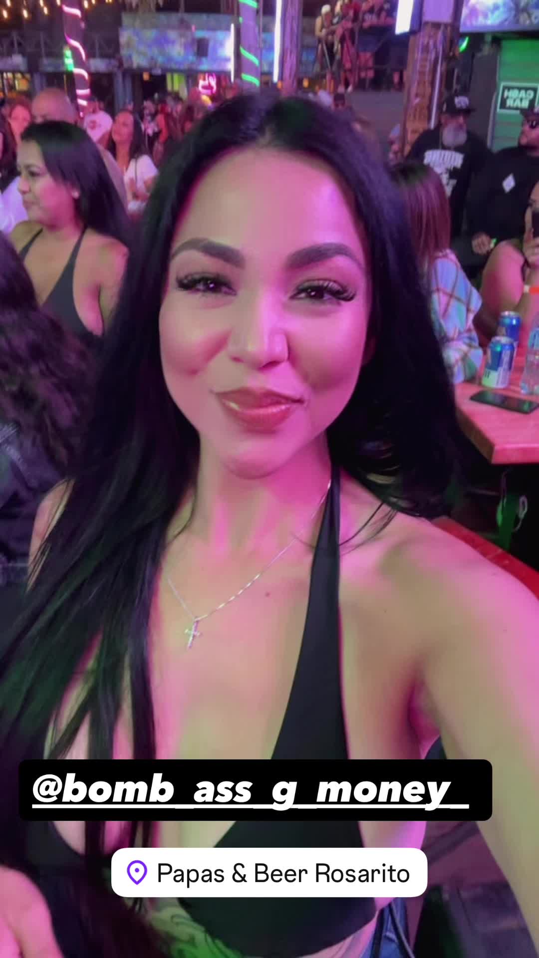 @Bella_B_