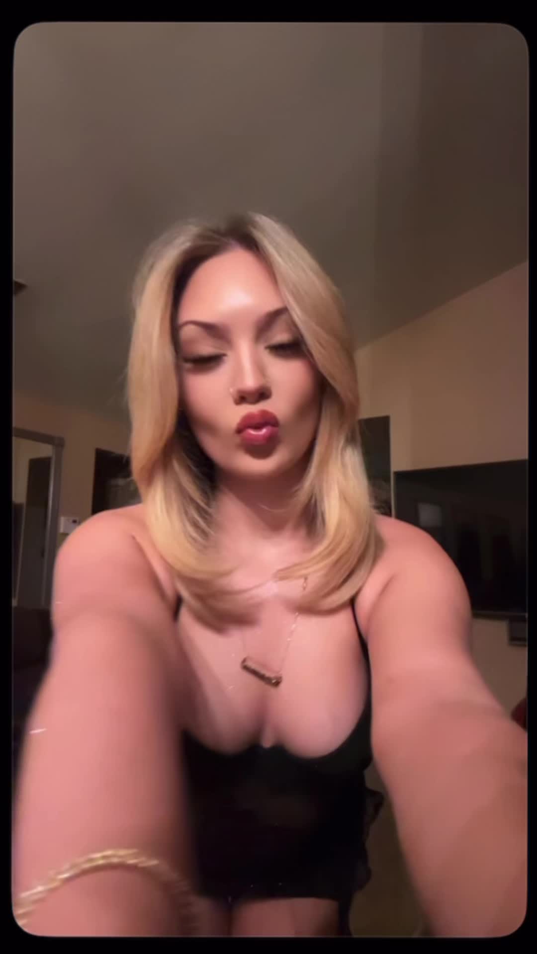 @honey_oliviaa