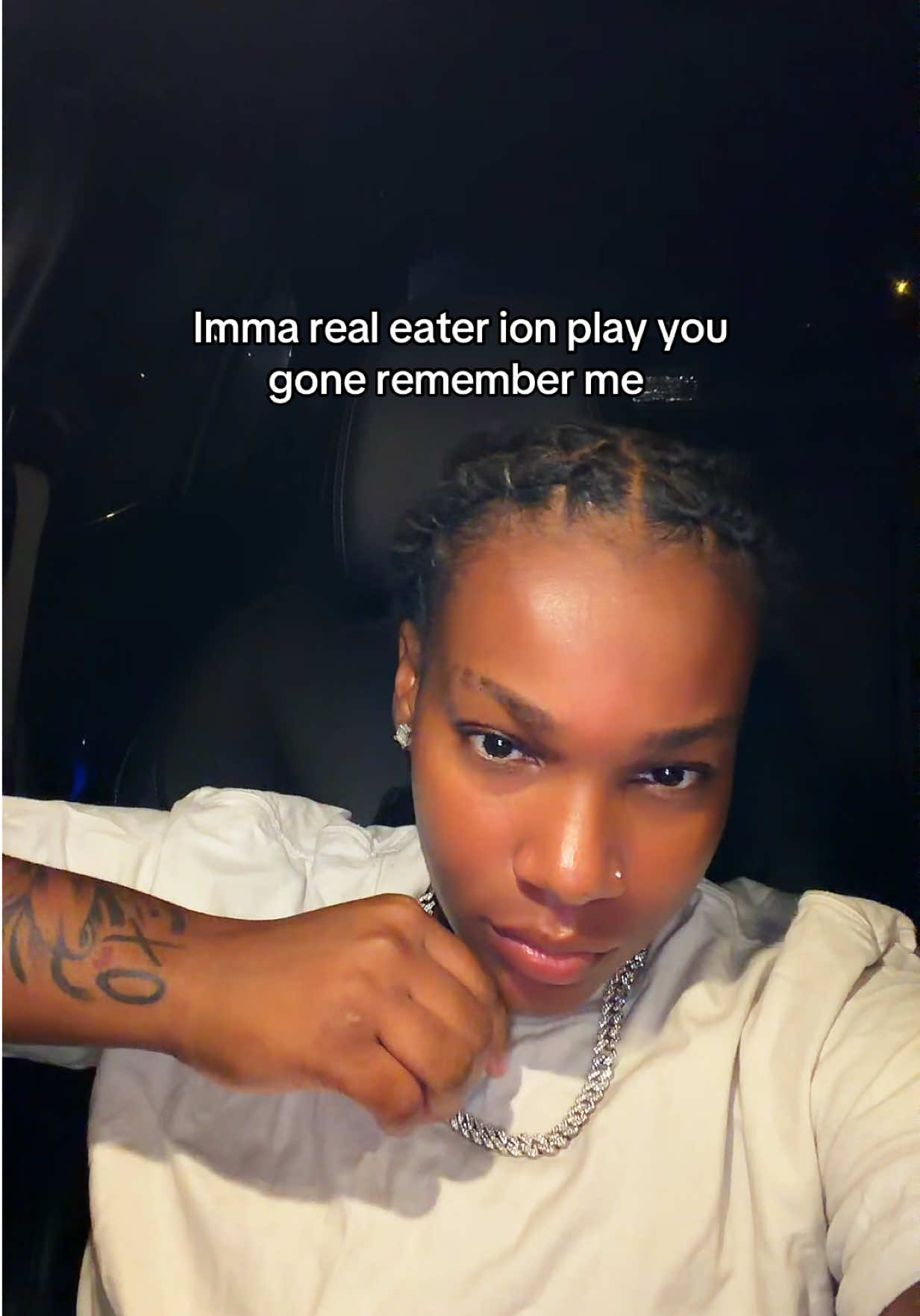@T💫