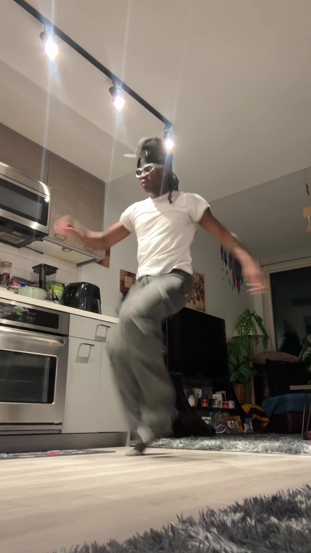 @CasuallyReggie