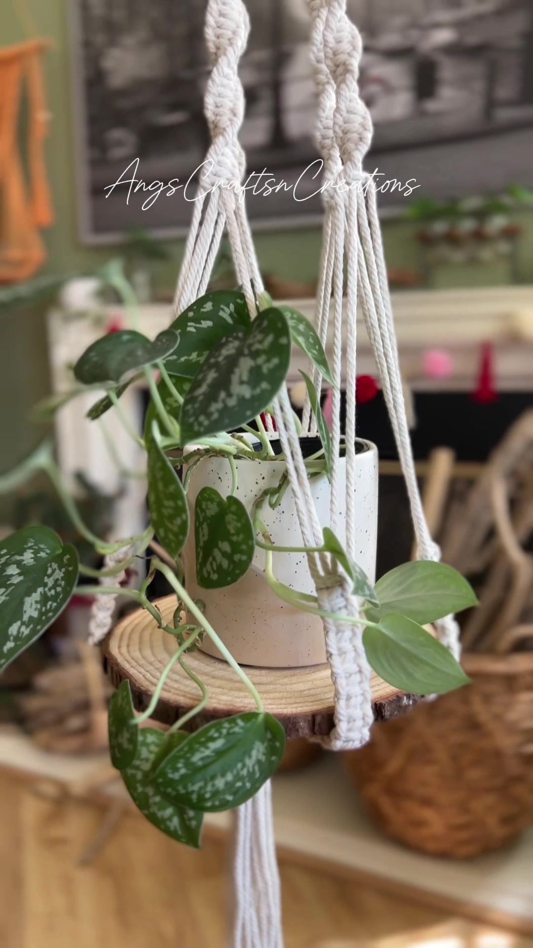 @AngsCraftsnCreations• Macrame