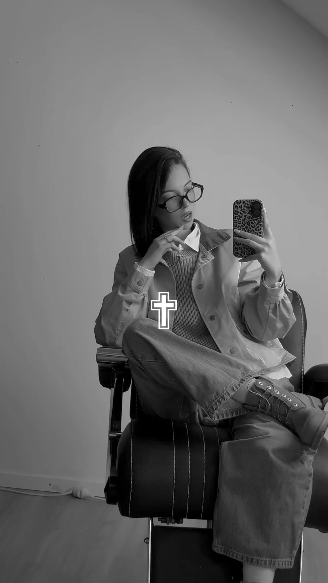@✞