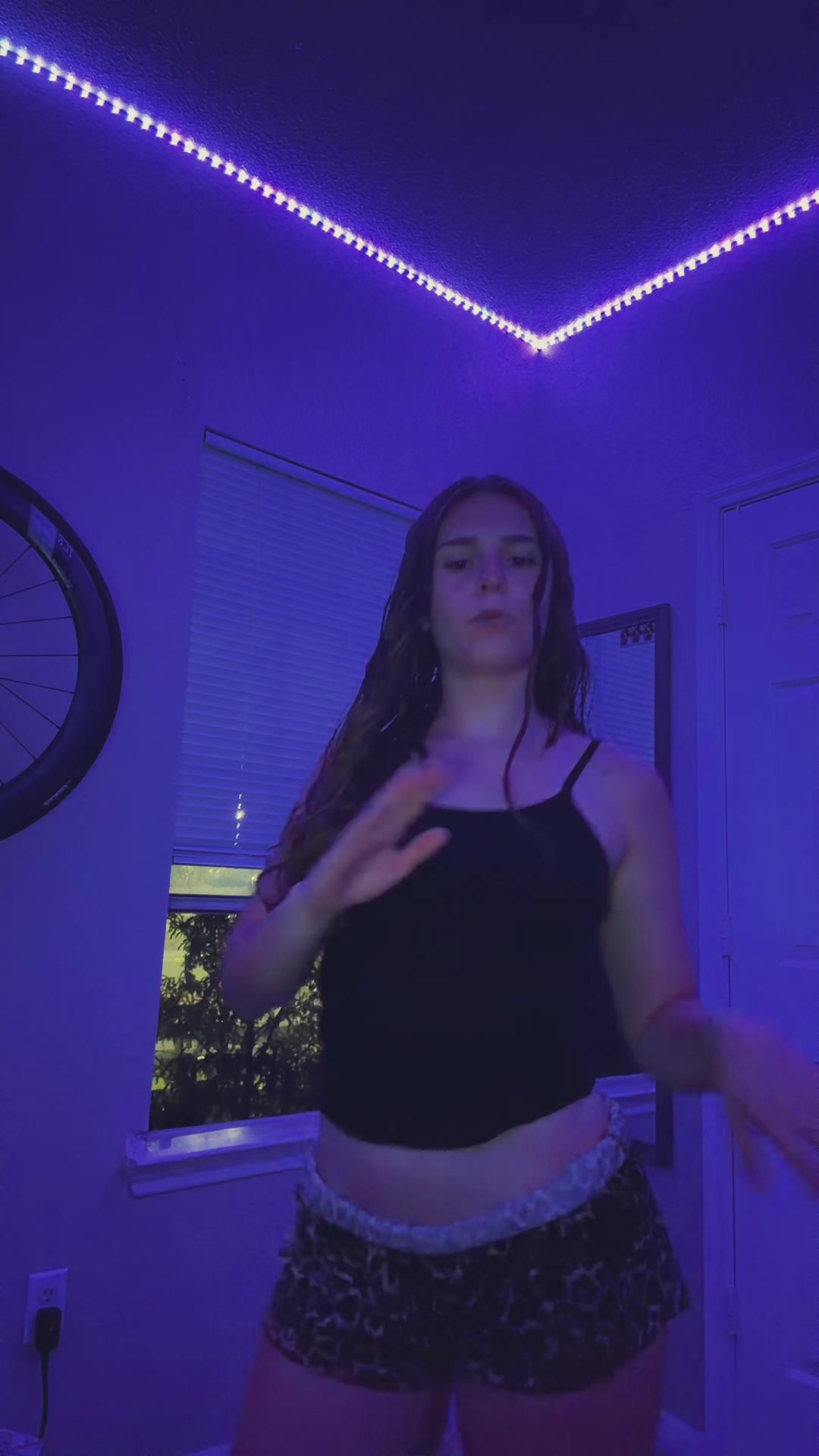 @🐥