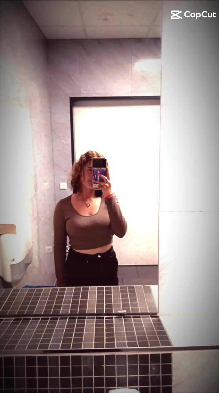 @Nici💞🌸