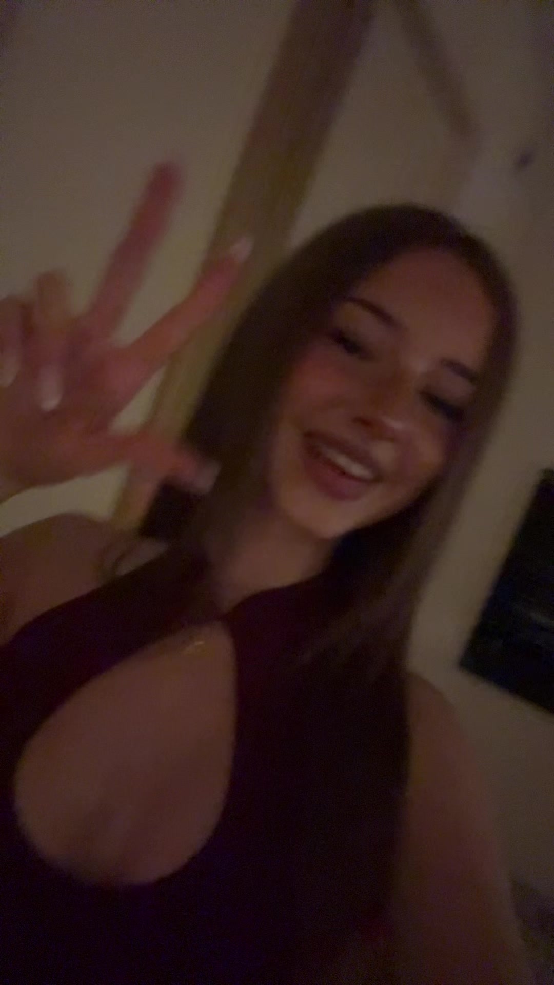 @𝐌𝐀𝐋𝐎𝐘𝐀 💞