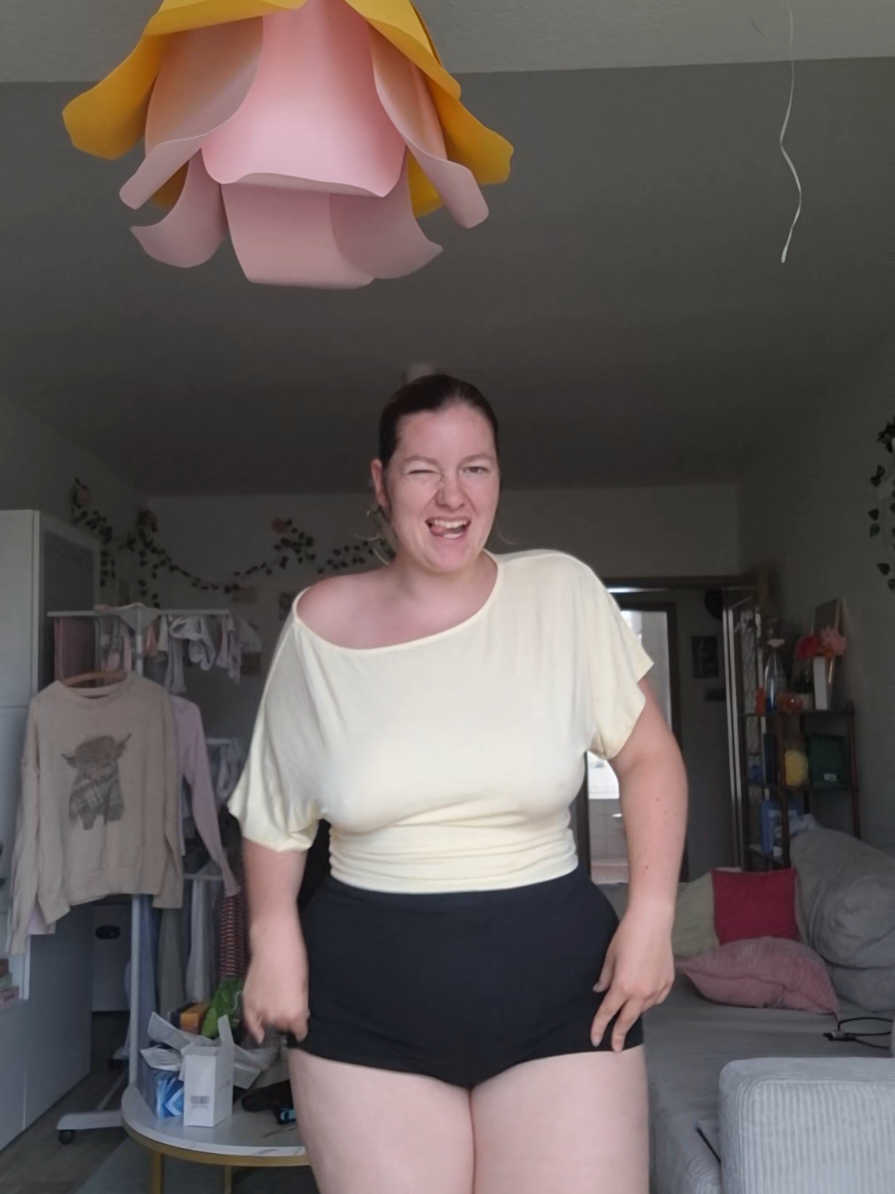 @vivienhrtl🌼