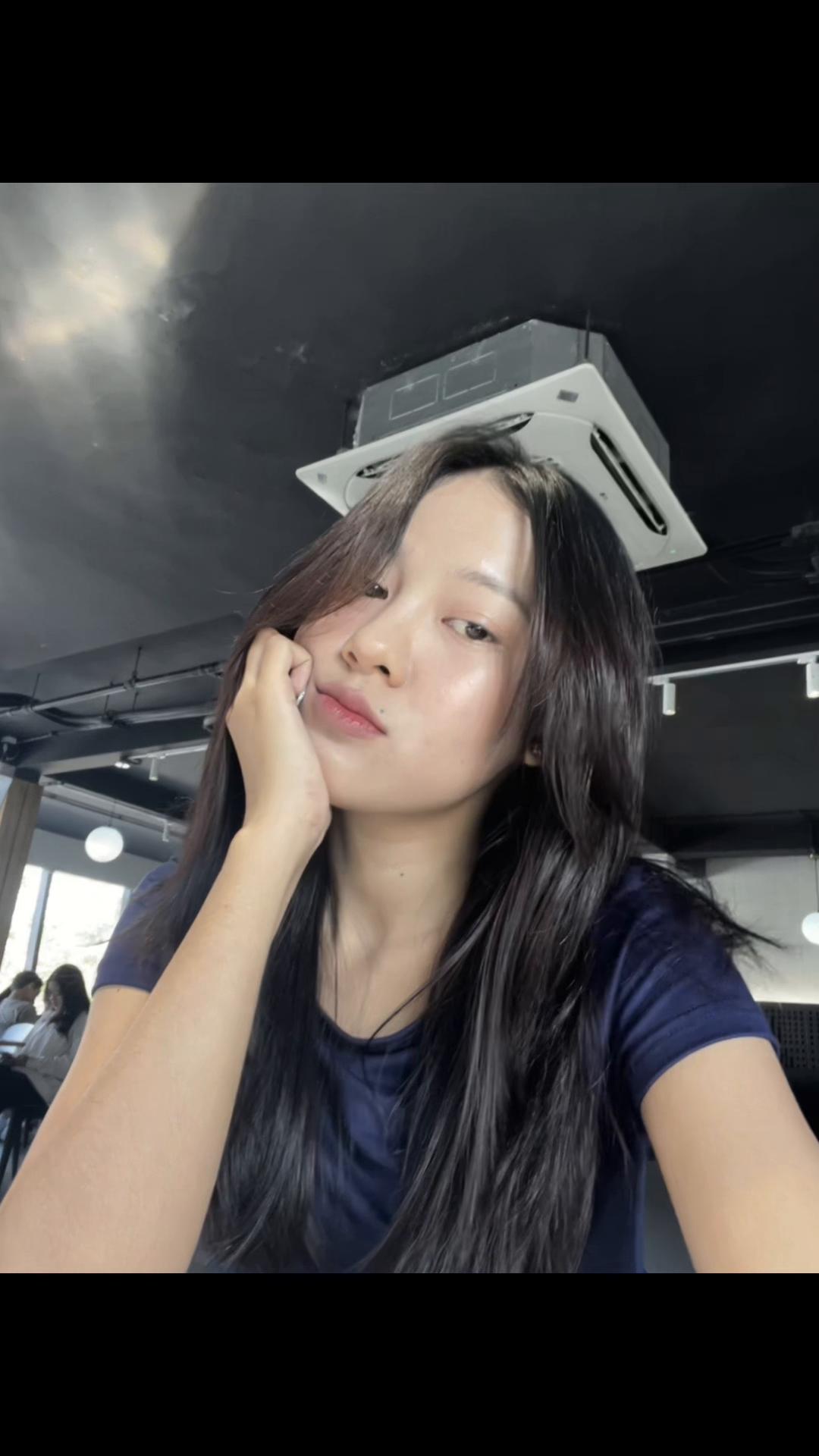 @K.