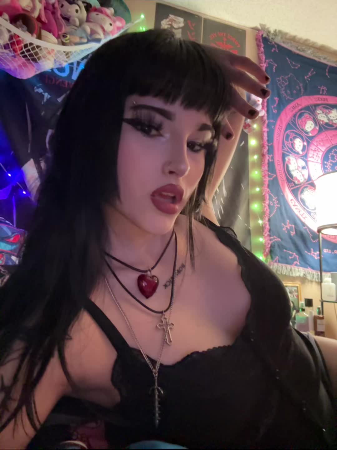 @lisa 🖤