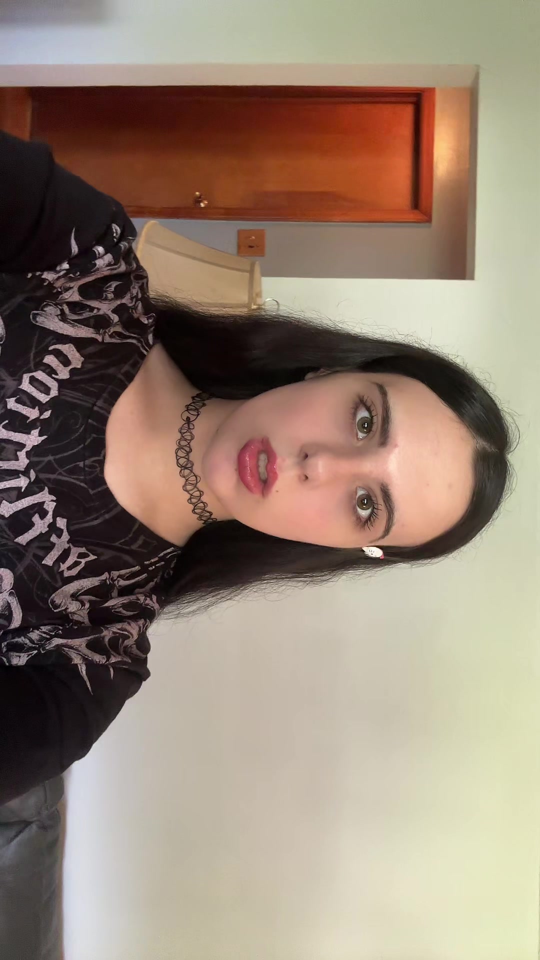 @:D