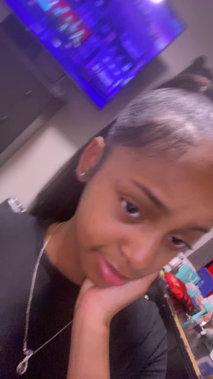@parisssss🎀