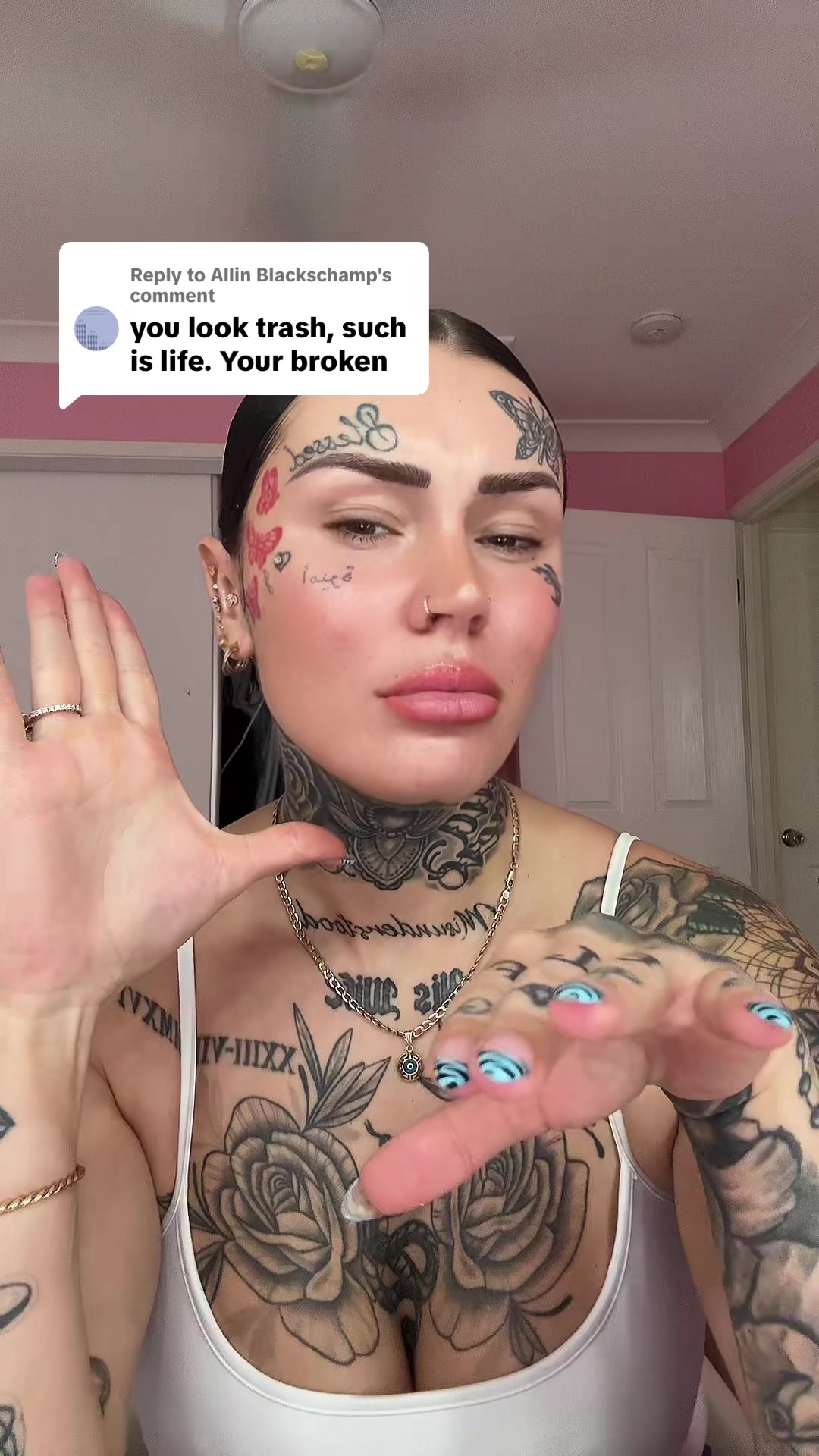 @Ellie Lejla Tara&scaron;