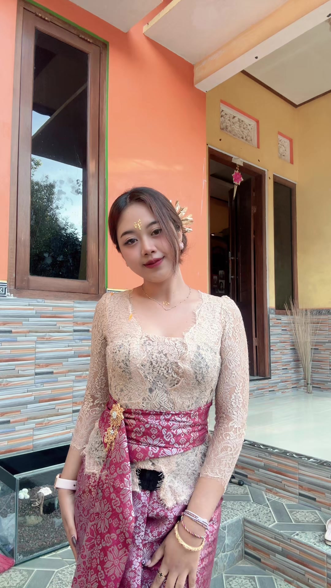 @AmikLahh_