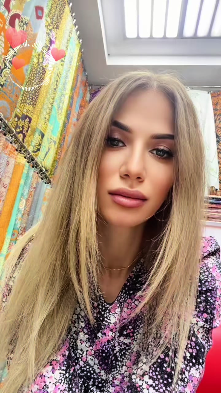 @Miss Maýsa öýmeler