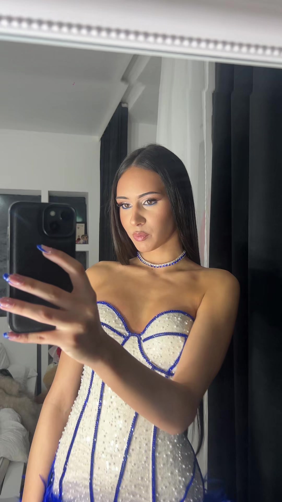 @d