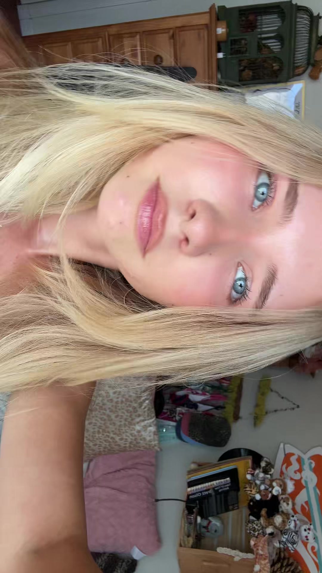 @hello_annmarie