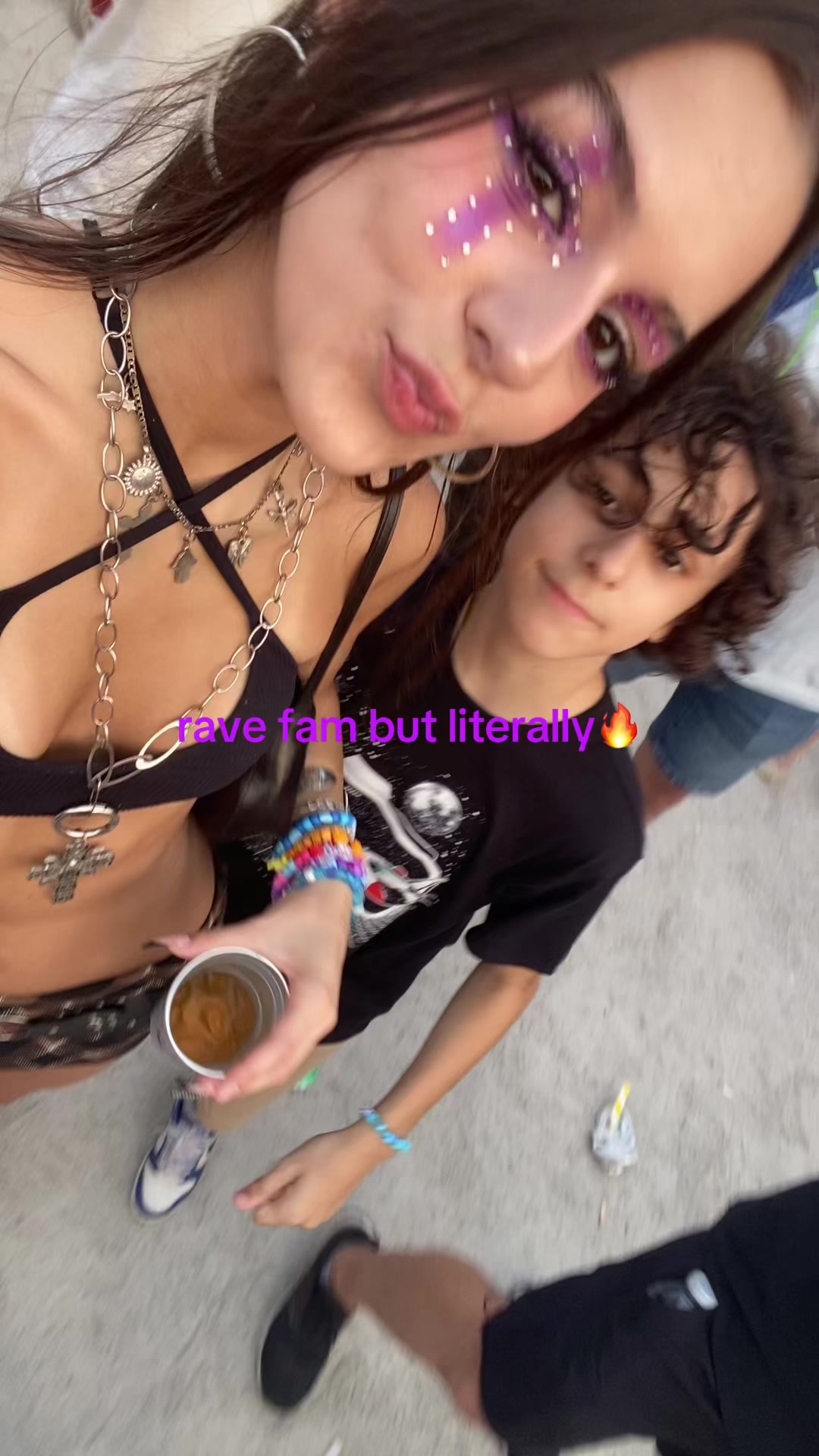 @️