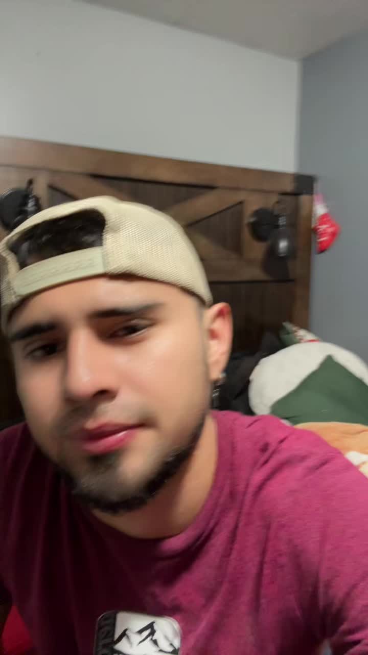 @Roberto