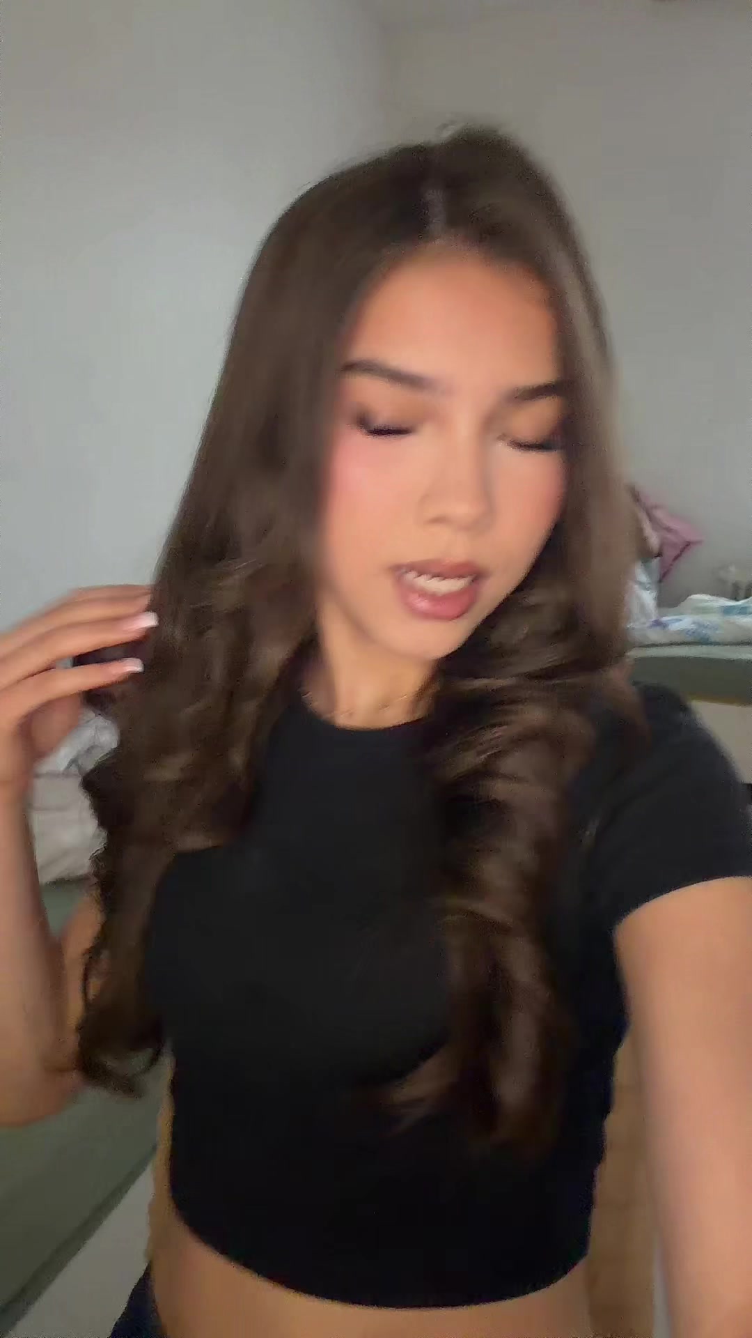 @𝐌