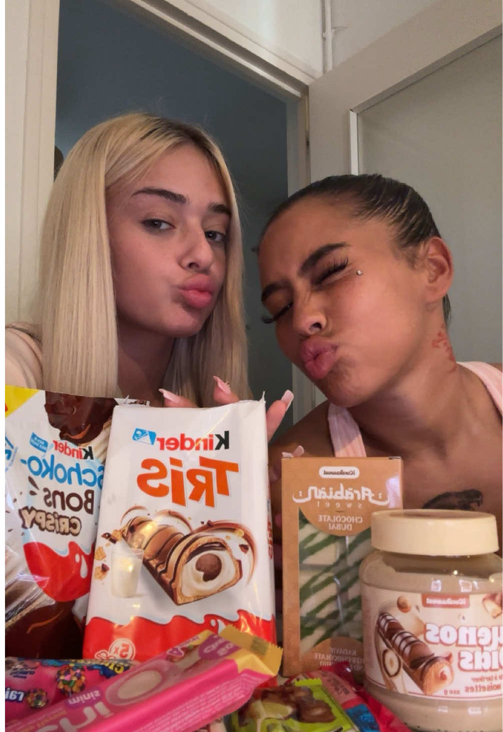 @COCACHERRIW