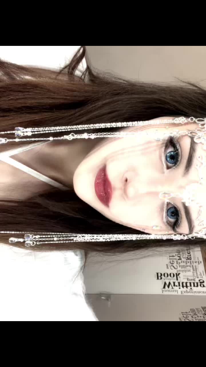 @Алиша