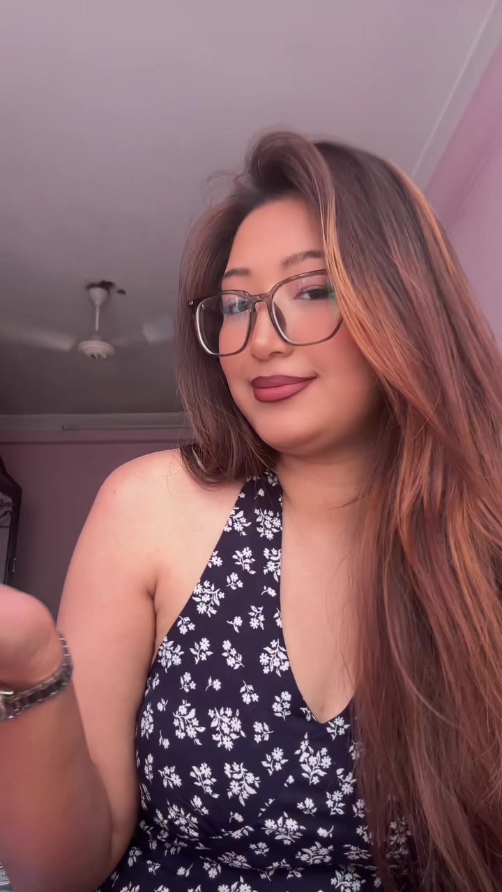 @<3