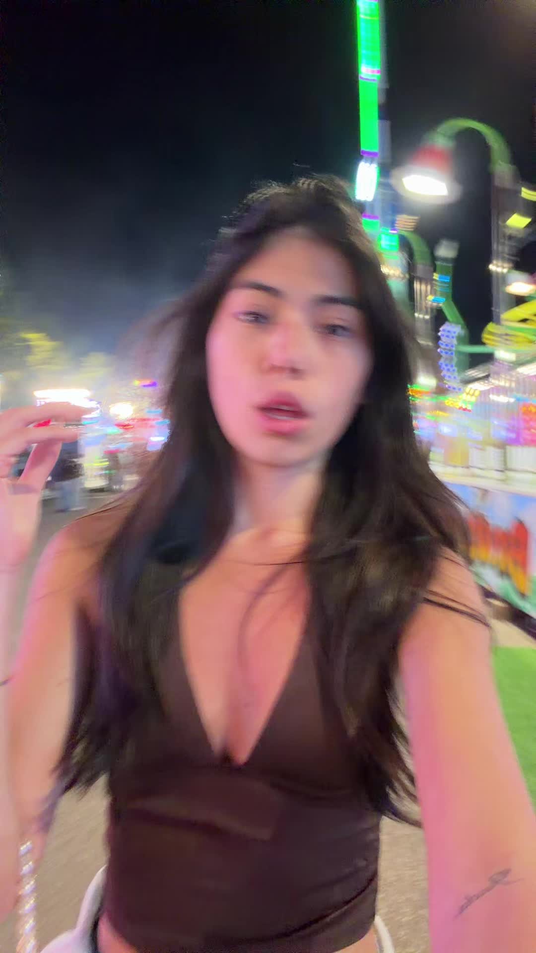 @💋🇵🇪