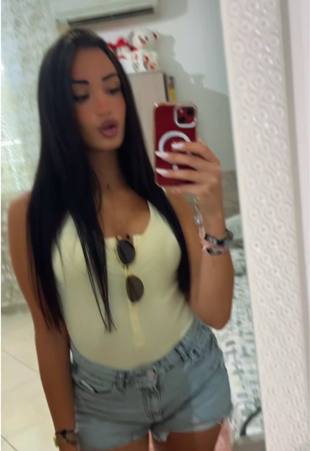 @𝐿𝒾𝓃𝒹𝒶👑
