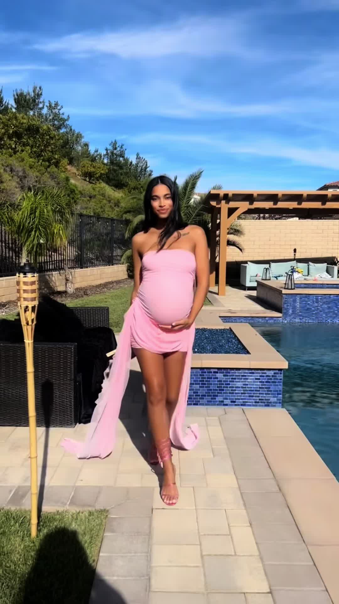 @mom_barbie_