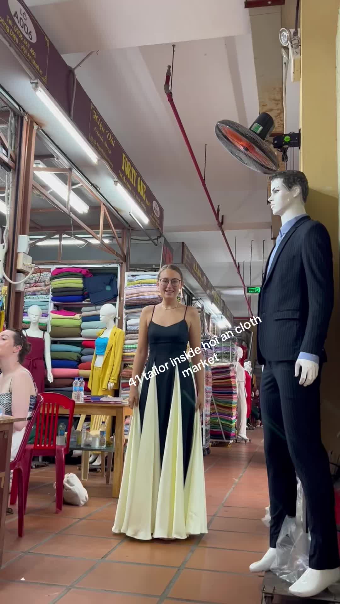 @41 Tailor In HoiAn Market