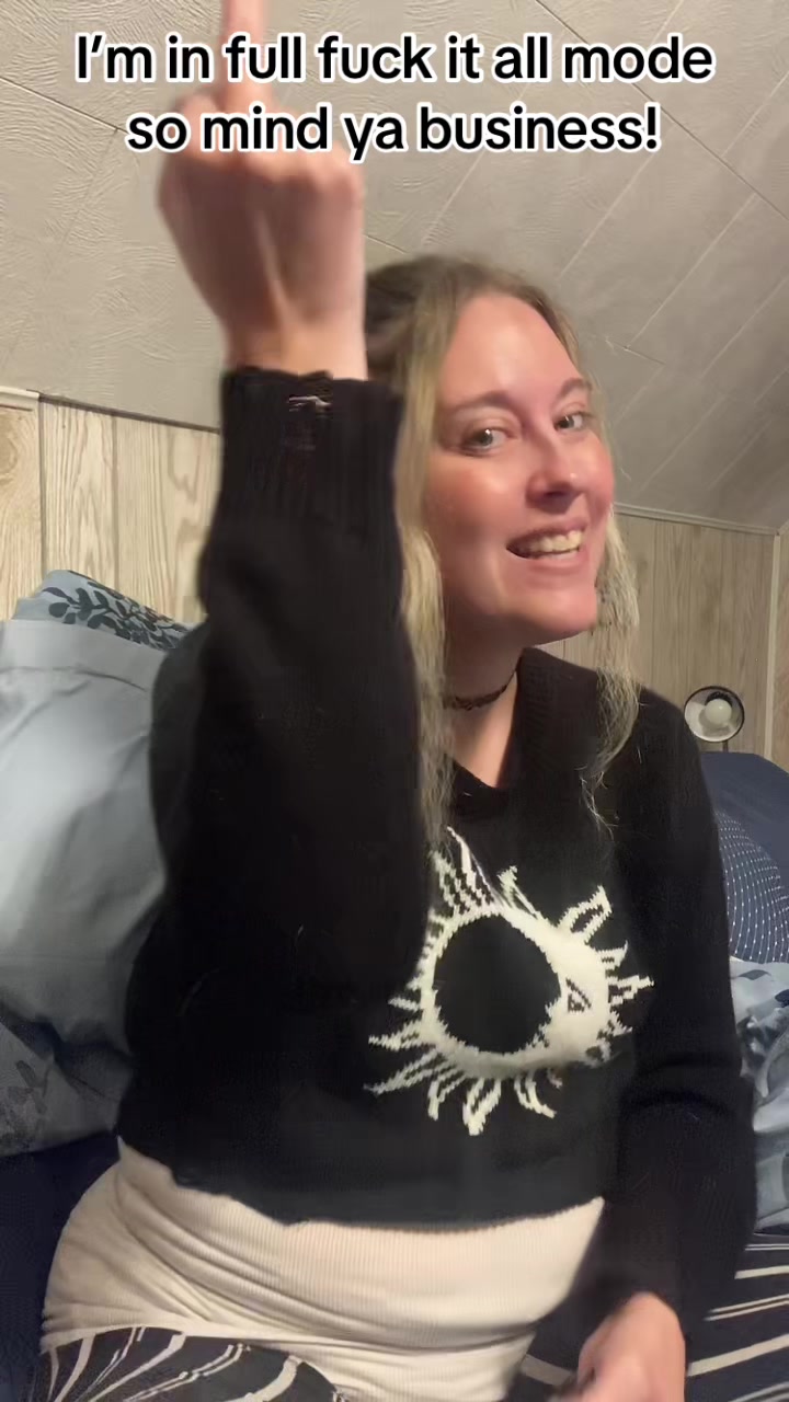 @EntirelyErica
